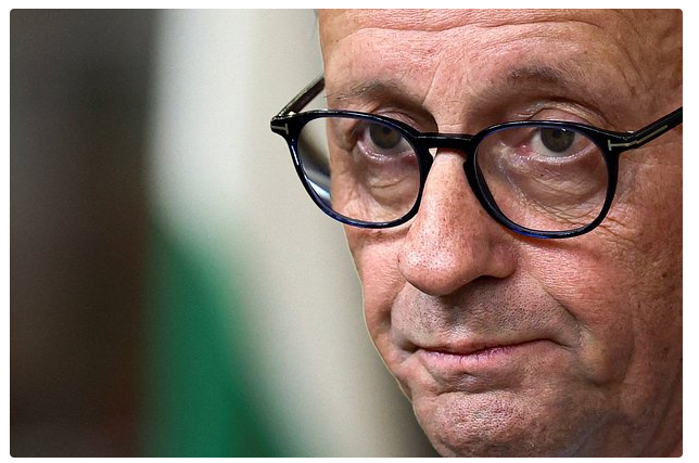 Almaniya kanslerinin təyyarəsinə hücum cəhdi: üç nəfər saxlanıldı