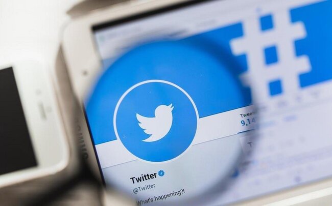 "Twitter" şirkətinin gəliri təxminən 40% azalıb