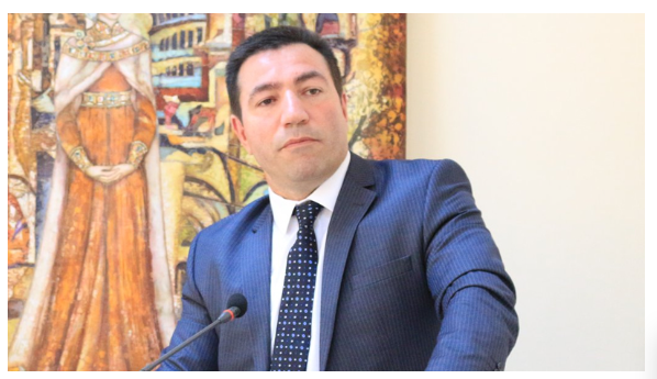 Sosioloq: Azərbaycanda oğlan uşaqlarının çoxluğu sellektiv abortlarla bağlıdır