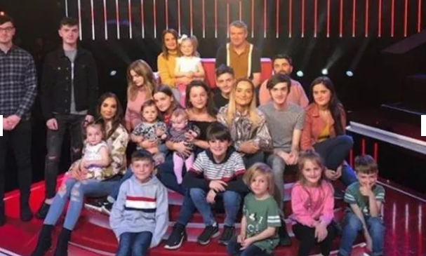 Bu qadının ömrünün 160 saatını doğum evində keçirib - 21 uşağı var - FOTOLAR