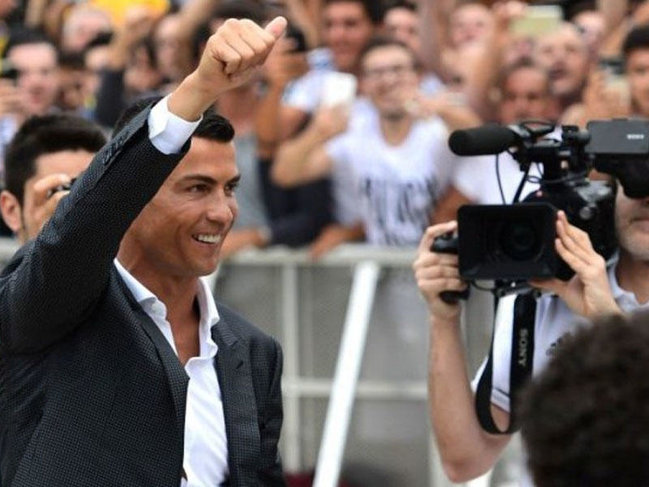 "Real"ın keçmiş prezidenti: "Ronaldonu satmaq tarixi səhvdir"