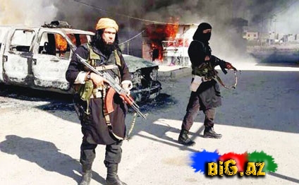 İŞİD-in paytaxtı növbə ilə bombalanır - VİDEO
