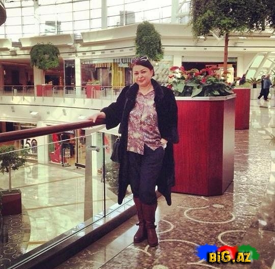 Firəngiz Mütəllimova və bacısı İstanbulda – FOTO