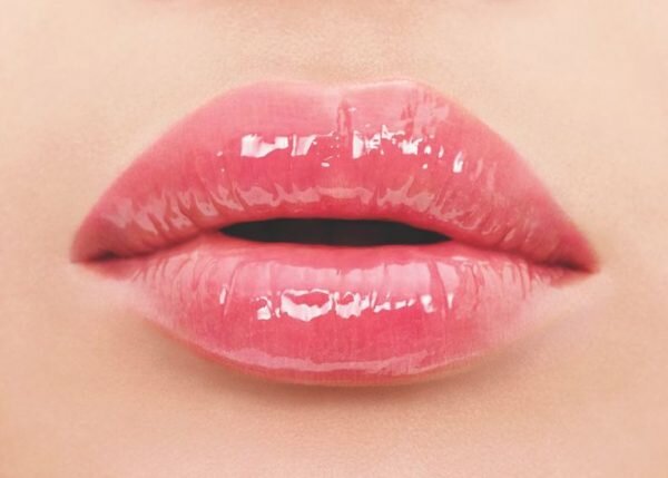 Qadınların ən sevdiyi makiyaj vasitəsi - Trend dodaq boyaları