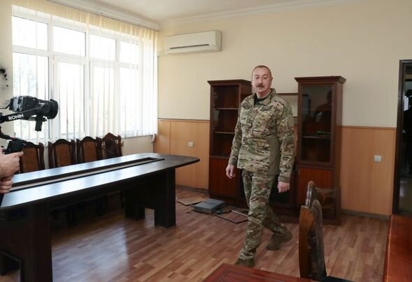 Prezident İlham Əliyev Ağdərə şəhərində Dövlət Bayrağını ucaldıb - YENİLƏNİB + FOTO/VİDEO