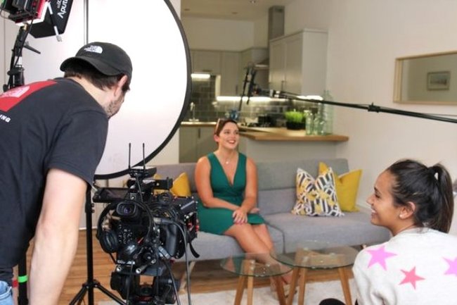 Sinif yoldaşları onu döydüyünə görə məktəbi tərk etdi, 13 yaşında öz şirkətini qurdu - FOTOLAR