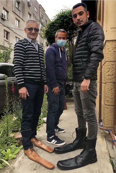 Koronavirusdan qorunmaq üçün ayaqqabı ixtira olundu - FOTOLAR