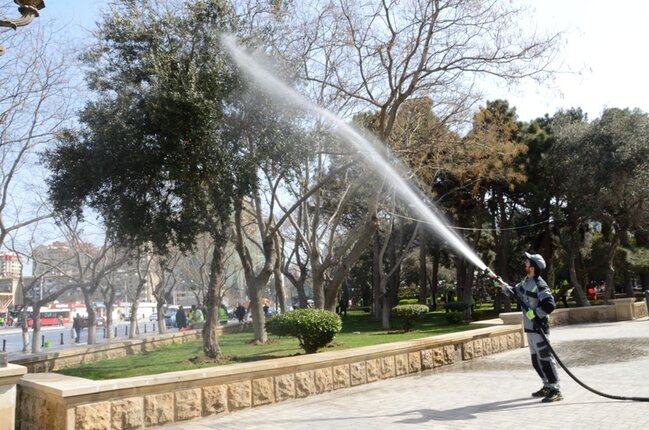 Bu gün Bakının 545 küçəsi yuyuldu