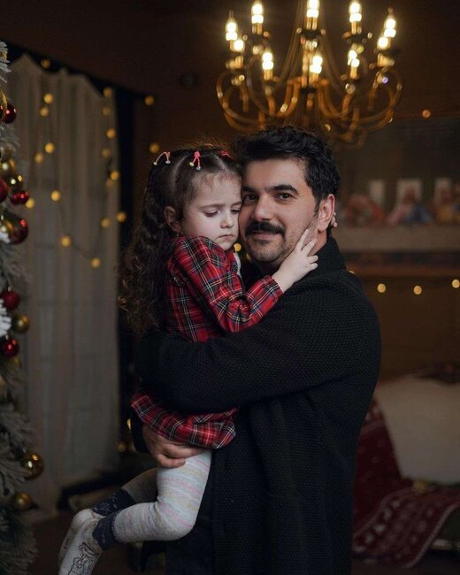 Elşənlə qızının Yeni il FOTOLARI