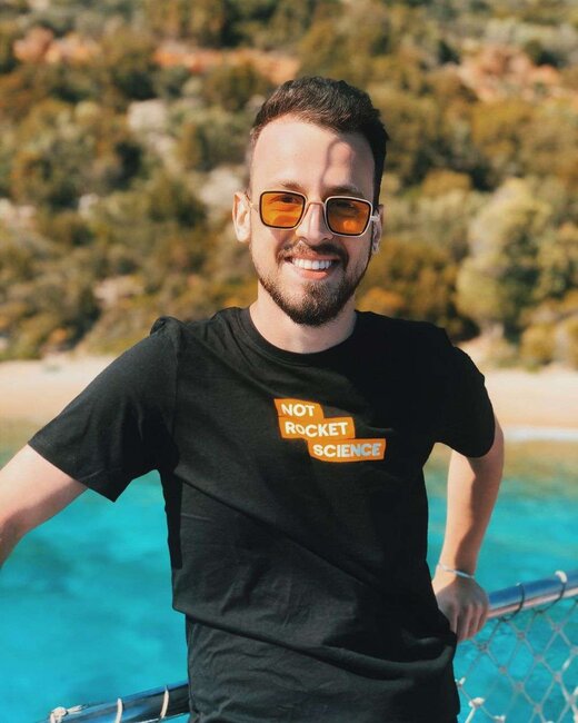 "Bez bebek"in "Emre"si 15 il sonra - FOTO-VİDEO