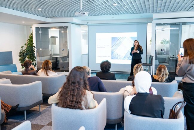 "Avromed Company" MMC-nin baş ofisində Bakı şəhərinin tibbi tarixinin formalaşma mərhələlərinə həsr olunmuş təqdimat keçirilib