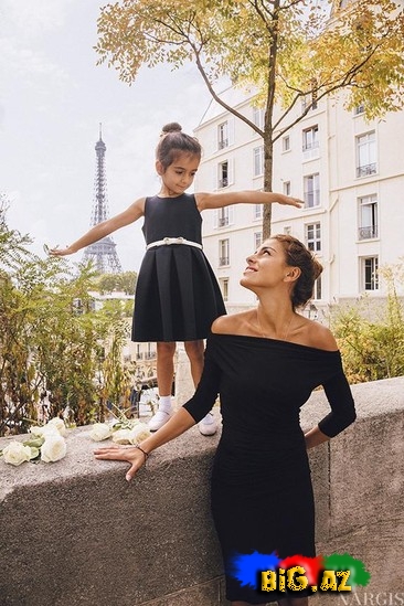 Aida Mahmudova və qızı Parisdən - FOTO
