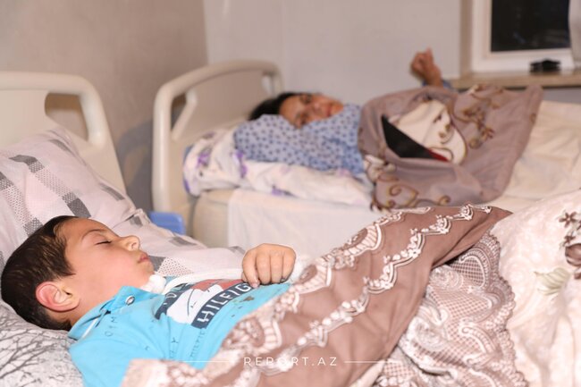 Bərdədə həlak olan 8 yaşlı Aysunun azyaşlı bacısı da yaralandı - FOTO
