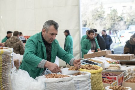 Bakıda Novruz yarmarkaları davam edir