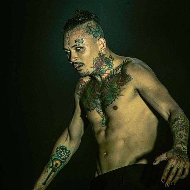 Rus reperin Bakı konsertinə yaş həddi qoyuldu - FOTO