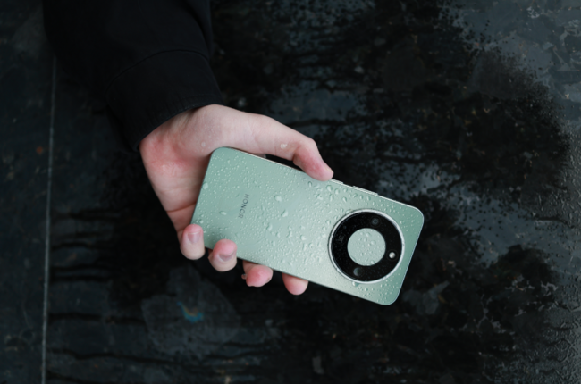 8300 mAh batareyaya malik, sarsılmaz HONOR X9d artıq satışdadır