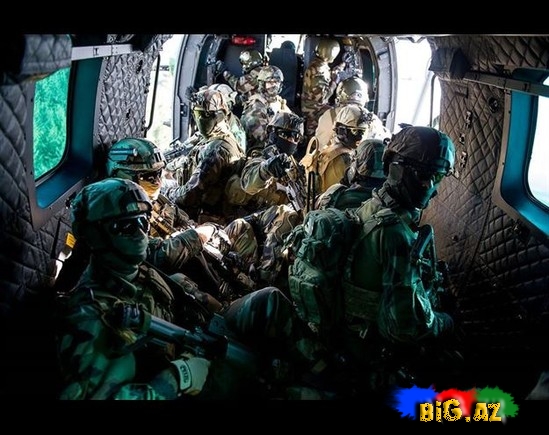 Dünyanın ən qorxunc orduları SİYAHI - FOTO