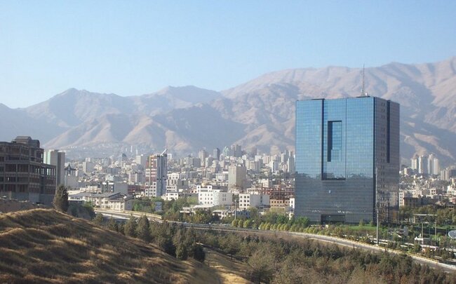 İran Mərkəzi Bankının sabiq sədri 10 il azadlıqdan məhrum edilib