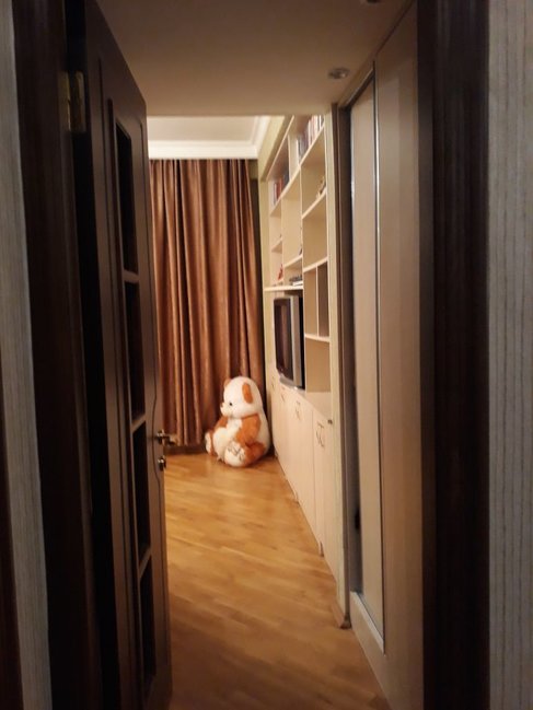 Təcili Badamdar qəsəbəsində mənzil satılır!