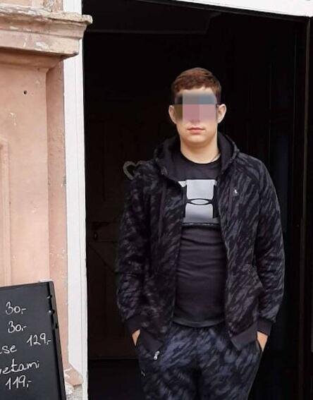Nazir müavininin 17 yaşlı qızı ÖLDÜRÜLDÜ – Prokuror hadisə yerinə GƏLDİ - FOTO