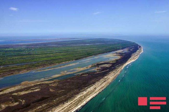Xəzərdə adada tək yaşayan azərbaycanlı Vitali ilə müsahibə - FOTOLAR