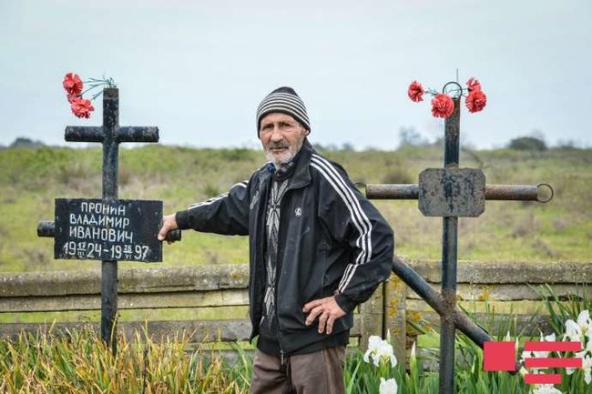 Xəzərdə adada tək yaşayan azərbaycanlı Vitali ilə müsahibə - FOTOLAR