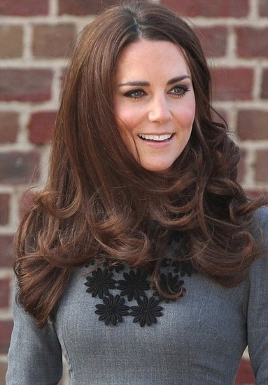 Bu il hansı rəngli saçlar dəbdədir? – FOTOLAR