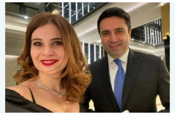 Ermənistan parlamentinin spikeri Alen Simonyan həyat yoldaşından boşandı
