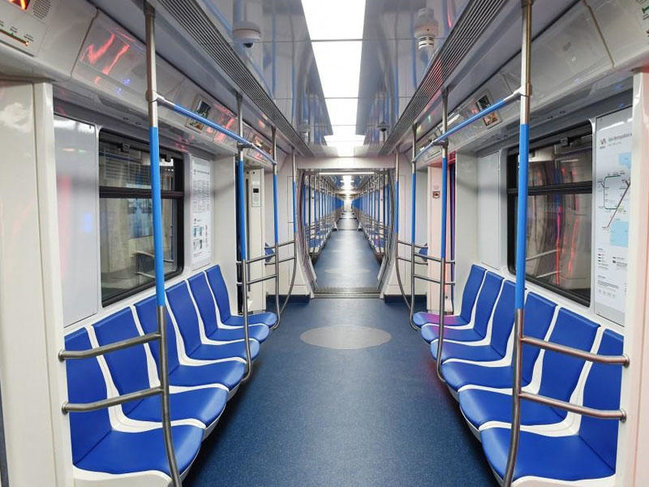 Bakı metrosu üçün hər ay yeni vaqonlar gətiriləcək - Nə vaxtdan?