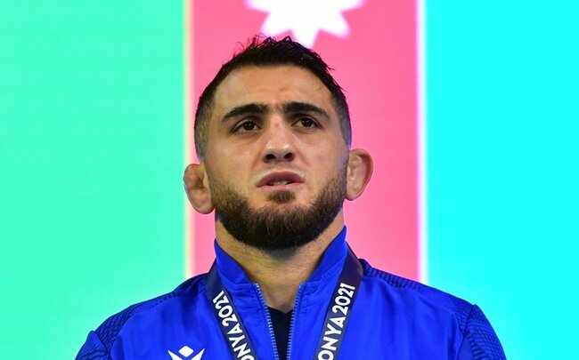 Hacı Əliyev dünya çempionatında yarımfinala yüksəlib