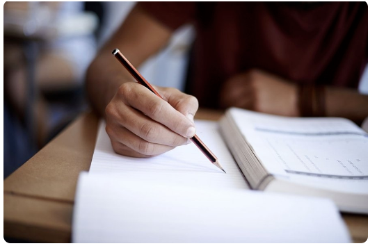 Azərbaycan təhsilində paralel dünyanın yüksəlişi:Repetitorluqdan kurs sisteminə