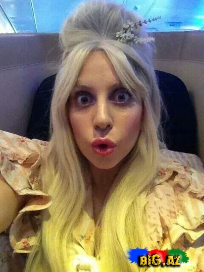 Lady Gagadan selfie - FOTO
