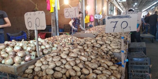 Bazarda günbəgün ucuzlaşma: Faraş kartof-soğan su qiymətinə, meyvələr isə...- REPORTAJ - FOTO