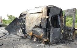 Təcili yardım maşını yandı, 3 aylıq körpə öldü - FOTO