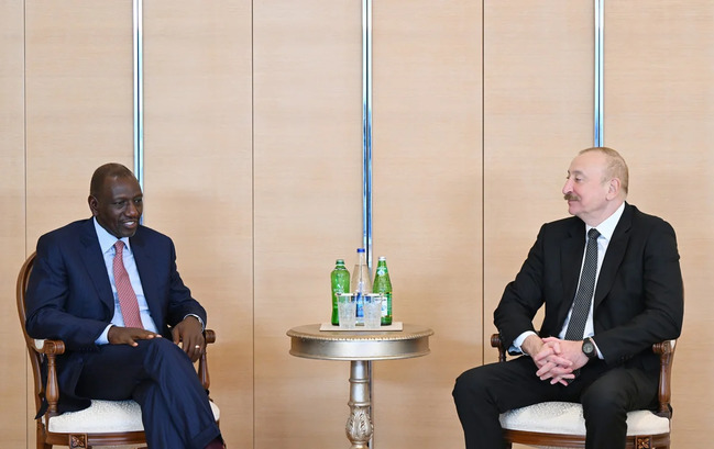 İlham Əliyev Keniya Prezidenti Uillyam Samoei Ruto ilə görüşüb - FOTO