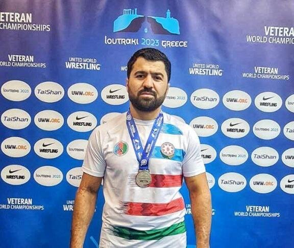 Azərbaycanın veteran güləşçiləri dünya çempionatında 1 dəst medal qazanıb