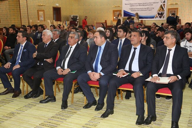 833 məcburi köçkün gəncə şəxsi biznesini qurmaq üçün avadanlıqlar təqdim edilib - FOTO