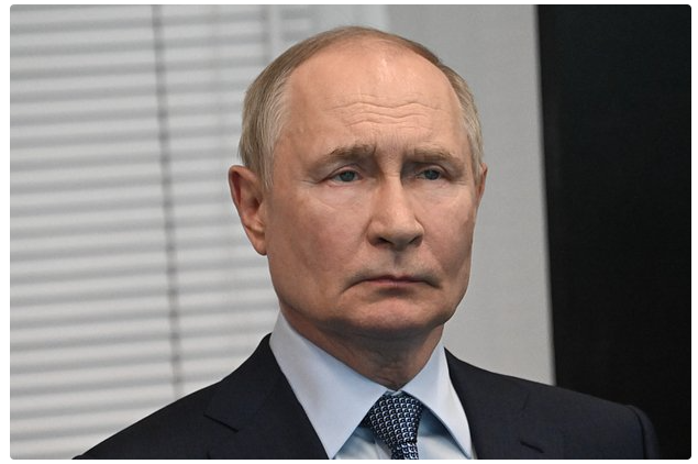 Putin Ukrayna vətəndaşlığından çıxış qaydalarına dəyişiklik etdi