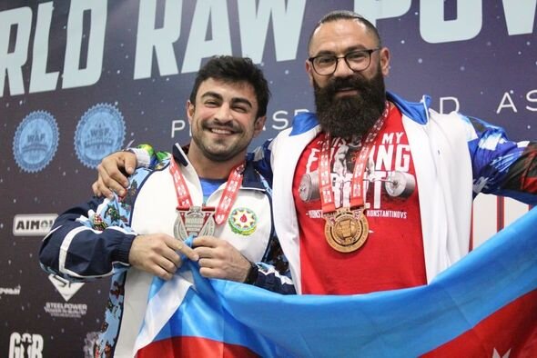 Azərbaycanlı idmançı Moskvada dünya rekordu qırıb çempion oldu - FOTO