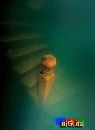 Suyun altından şəhər çıxdı - FOTO