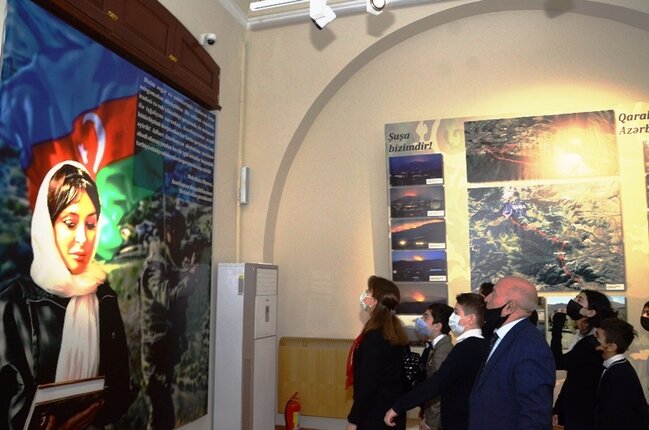 E.Həbibullayev: "Bu kitabda qələbəmiz haqqında, prezident İlham Əliyevin siyasəti haqqında uşaqların anlaya biləcəyi tərzdə, sadə formada məlumat