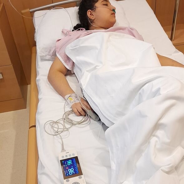 İki övladı ağır xəstəlikdən əziyyət çəkən ana fəryad edir: "Övladlarımı itirsəm, dəli olaram" - FOTO