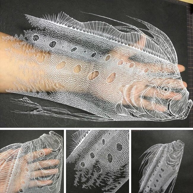 Skalpellə kağız üzərində cızdığı əsərlər görənləri heyran edir - FOTO