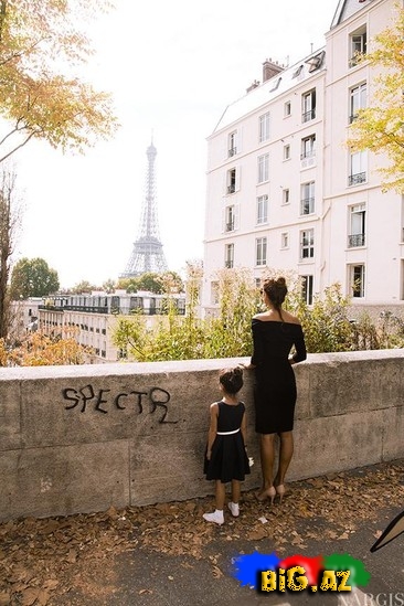 Aida Mahmudova və qızı Parisdən - FOTO