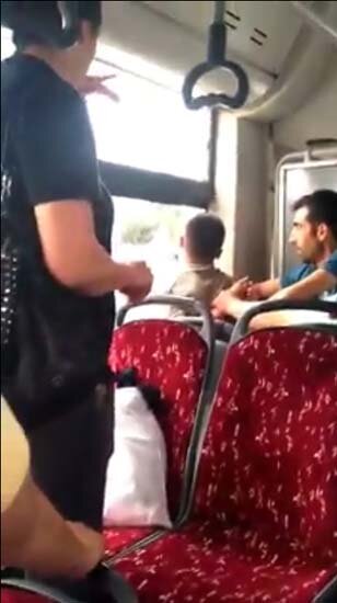 Avtobusda biabırçılıq: Qadına təcavüz edən kişinin başına oyun açdılar - FOTOLAR