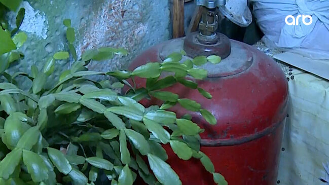 33 il əvvəl şəhərin mərkəzində tikilən binaya hələ də qaz verilmir - VİDEO