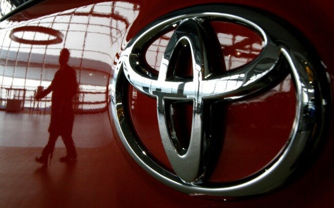 "Toyota" Yaponiyadakı əksər zavodlarında işi dayandırır