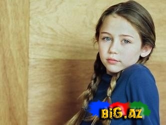 Mayli Sayrus 11 yaşında - FOTO