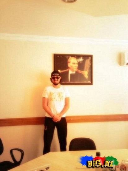 Ido, milli futbolçunun bacısı ilə birlikdə - FOTO