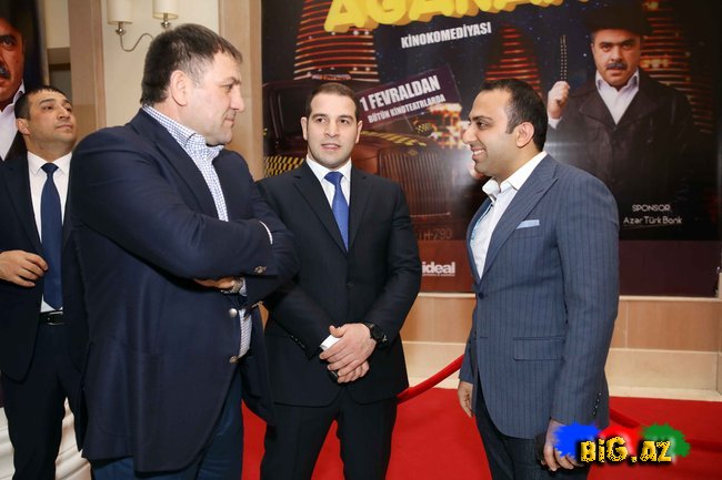 Bu gün ad günü olan Füzuli Musayev qala gecəsində - FOTOLAR